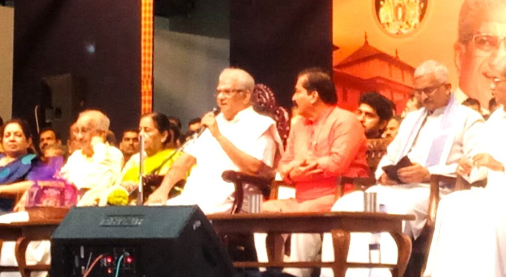 ಧರ್ಮಸ್ಥಳದಲ್ಲಿ ಎಸ್.ಡಿ.ಎಮ್. ಸಂಸ್ಥೆಗಳ ಹಿರಿಯ ವಿದ್ಯಾರ್ಥಿಗಳ ಸಮಾವೇಶ