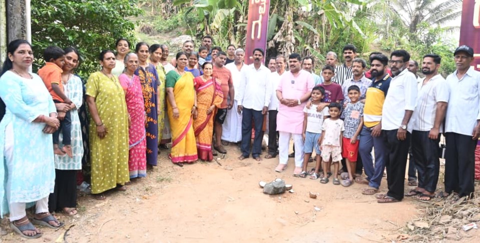 ಮಹಾನಗರ ಪಾಲಿಕೆ ವ್ಯಾಪ್ತಿಯ 53ನೇ ಬಜಾಲ್ ವಾರ್ಡಿನ ಜಯನಗರದ ತಡೆಗೋಡೆ ಅಭಿವೃದ್ಧಿ ಕಾಮಗಾರಿಗೆ ಭೂಮಿ ಪೂಜೆ