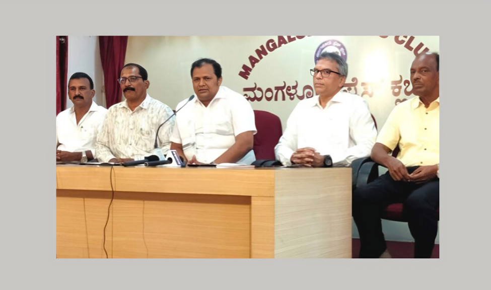 ಎ. 6-12 : ಕುಂಜತ್ತಬೈಲ್ ನ ಕೊಂರ್ಗಿಬೈಲ್ ಅರ್ತಿವೊಡಲು ಶ್ರೀ ವಿಷ್ಣುಮೂರ್ತಿ ದೇವಾಲಯದಲ್ಲಿ ಅಷ್ಟಬಂಧ ಬ್ರಹ್ಮಕಲಶೋತ್ಸವ